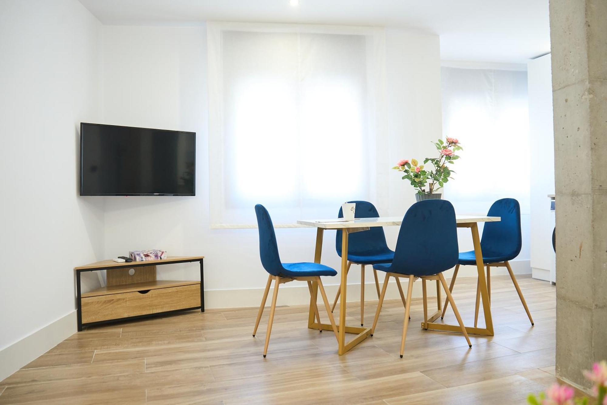 1 Planta A Apartamentos Juan Robledo Centro Ciudad 安度亚尔 外观 照片