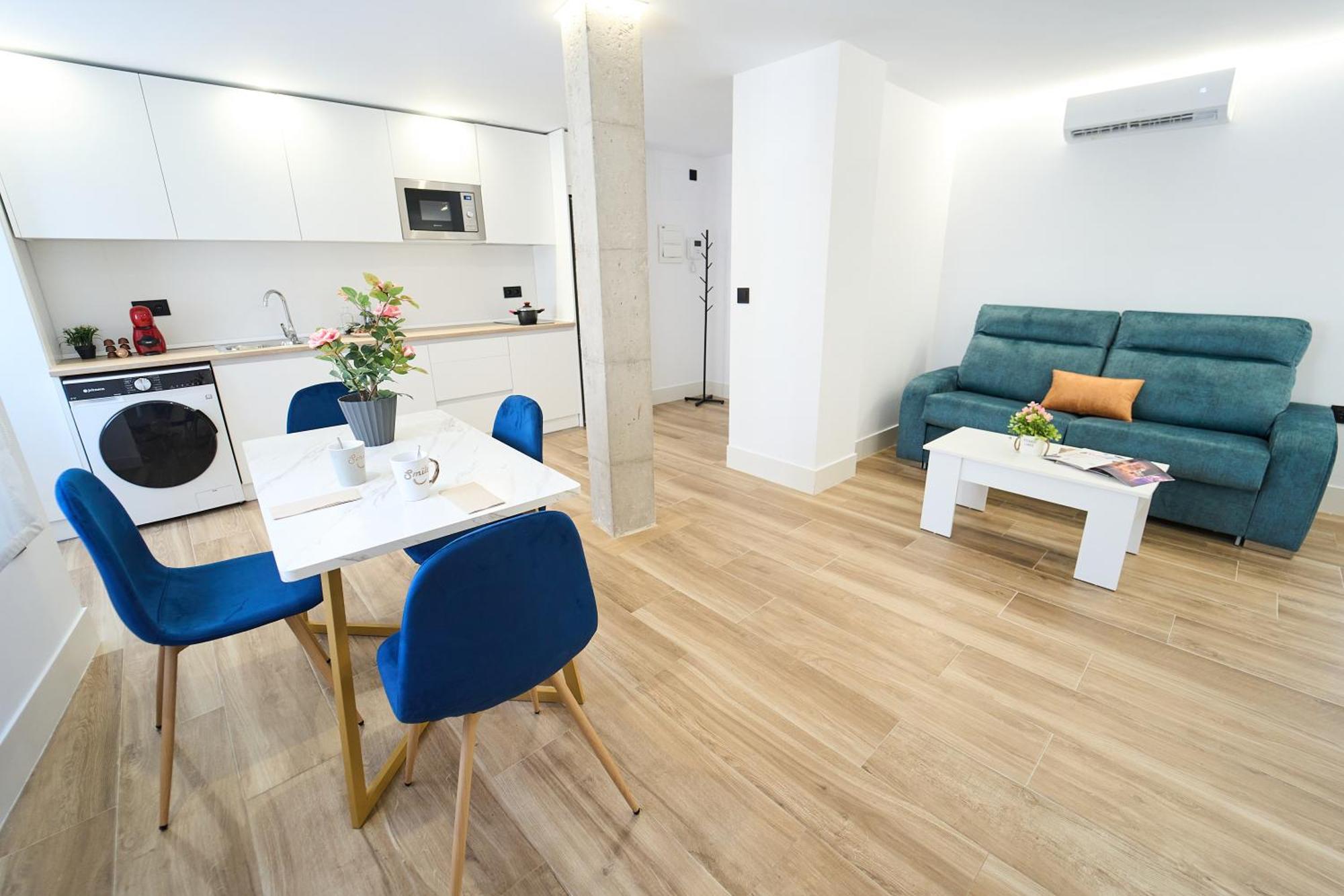 1 Planta A Apartamentos Juan Robledo Centro Ciudad 安度亚尔 外观 照片